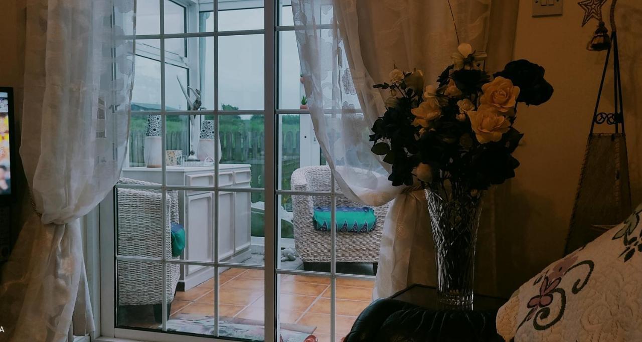 Cozy Cottage Retreat In Listowel Pet Friend Екстериор снимка